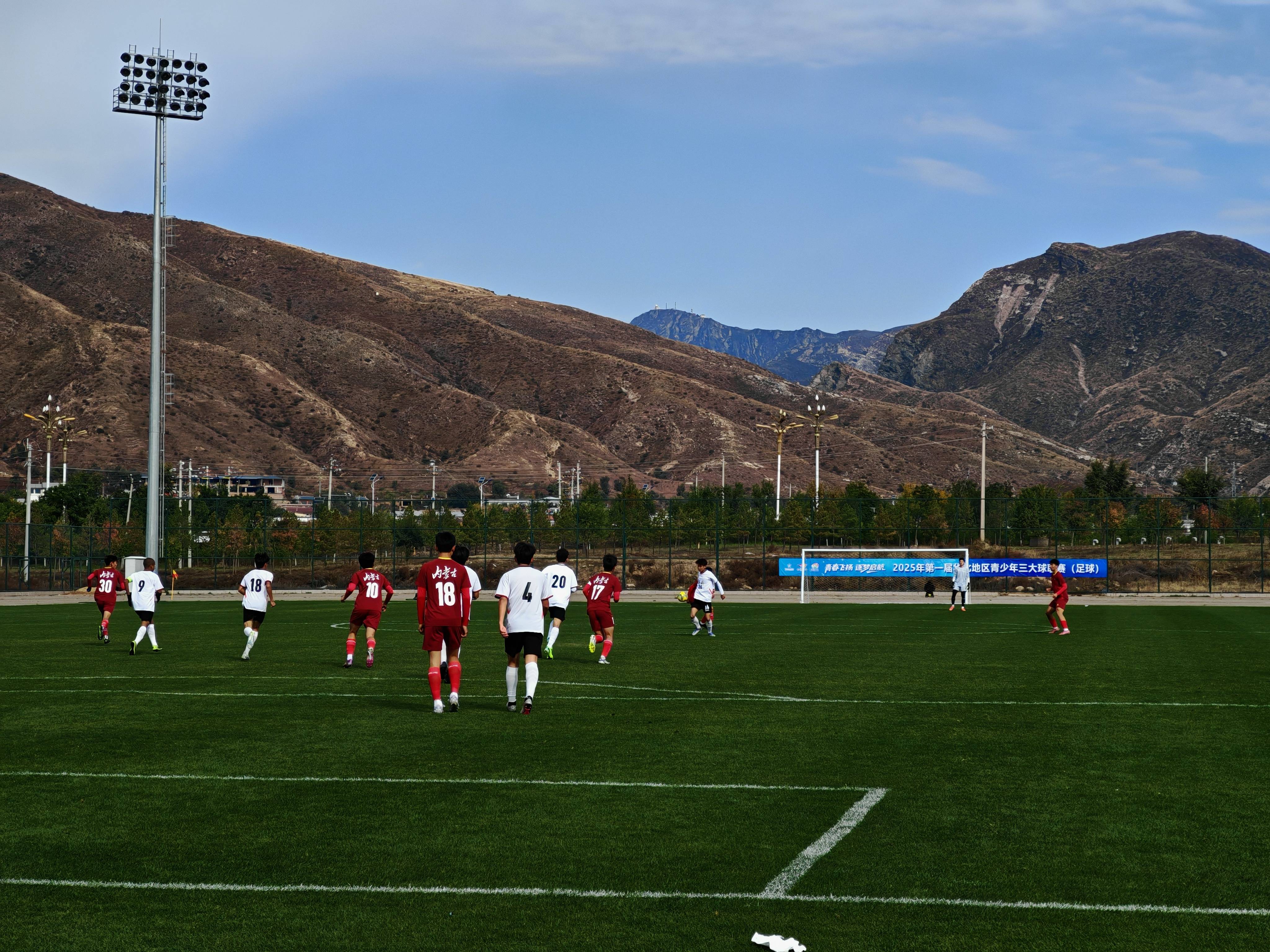 开云-包含TL鏖战HLE，Scout完成史诗逆转激烈交锋全球总决赛，成为赛场最大亮点的词条